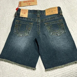 True religion Bermuda cut off shorts new tags
